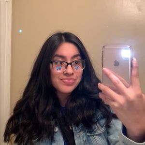 Meet your Posher, Krista